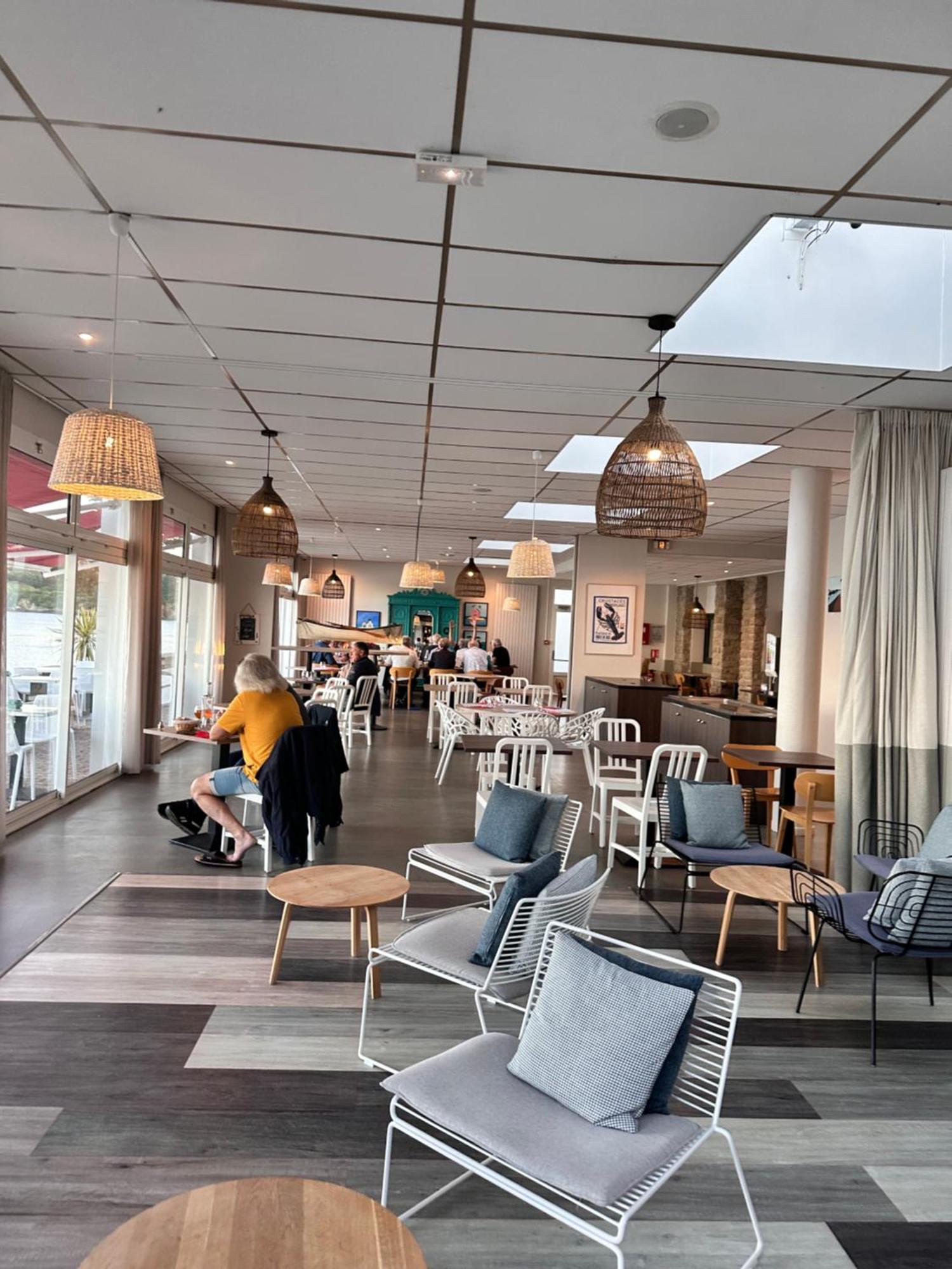 富埃南 Garrigae Cap Coz酒店 外观 照片